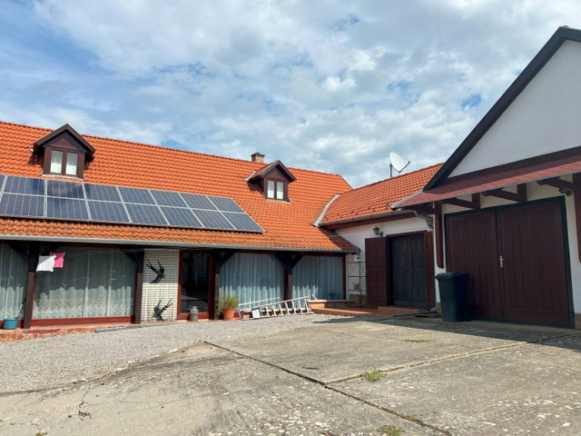 Eladó családi ház, Somogyhárságyon 90.75 M Ft, 4 szobás