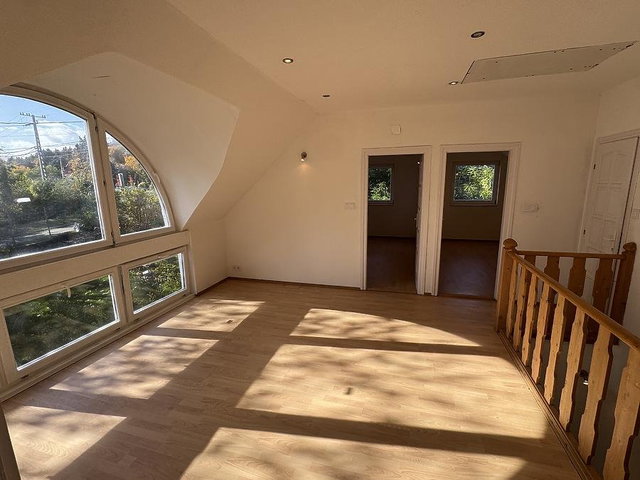 Eladó ikerház, Szentendrén 134.9 M Ft, 6 szobás