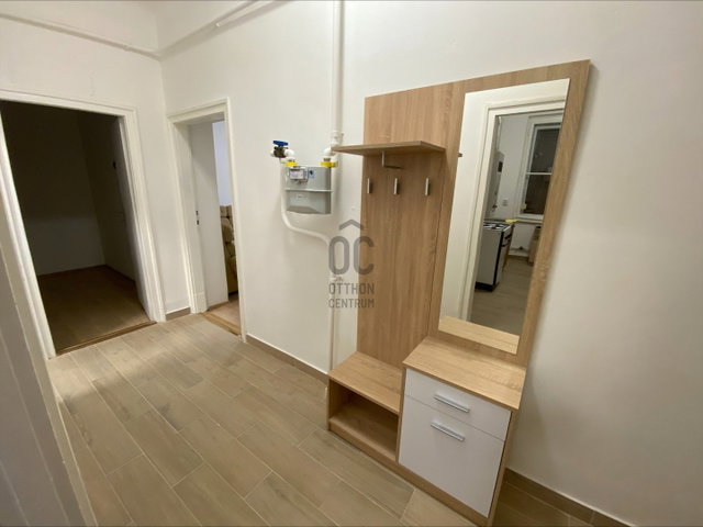 Eladó téglalakás, Kazincbarcikán 21 M Ft, 2 szobás