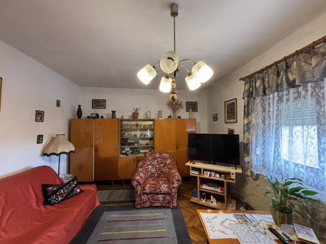 Eladó családi ház, Miskolcon 21 M Ft, 2 szobás