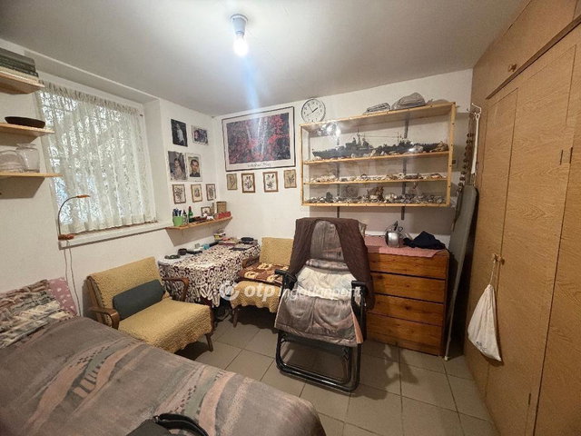 Eladó családi ház, Gyulán 20.5 M Ft, 1+1 szobás