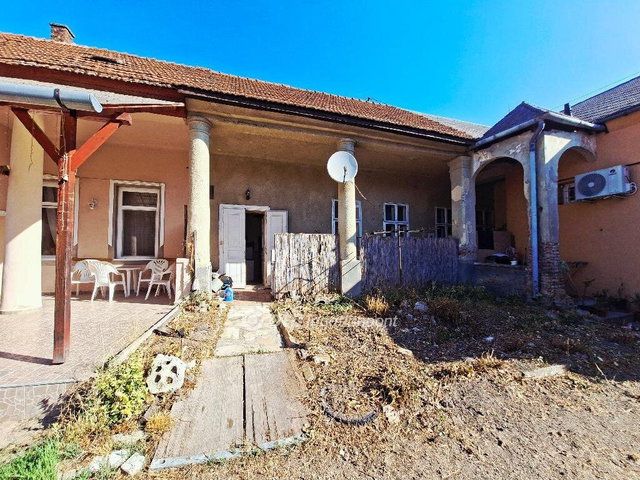 Eladó téglalakás, Abaújszántón 6.6 M Ft, 2 szobás