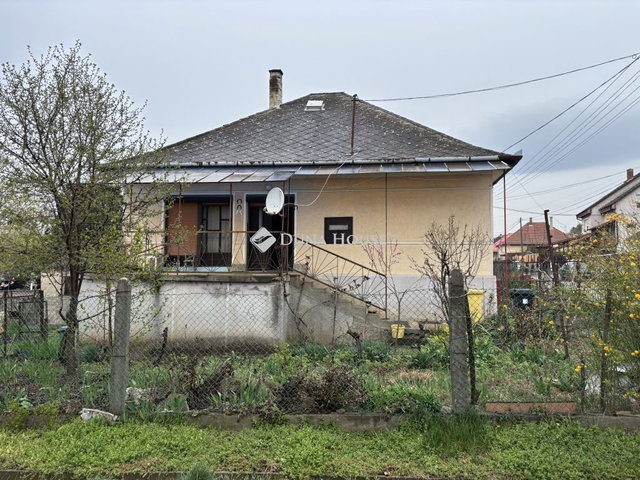 Eladó családi ház, Mádon 27.5 M Ft, 4 szobás