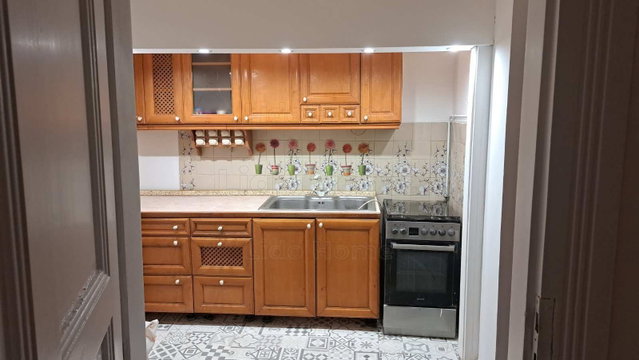 Eladó téglalakás, Budapesten, VIII. kerületben 42 M Ft, 1 szobás