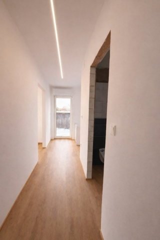 Eladó téglalakás, Nyergesújfaluban 82.9 M Ft, 3 szobás
