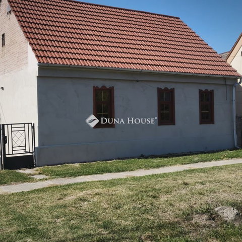 Eladó családi ház, Drávafokon 43.5 M Ft, 5 szobás