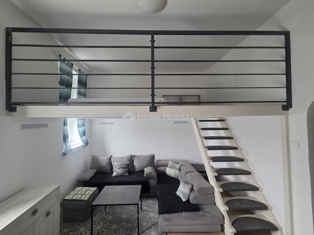 Eladó téglalakás, Budapesten, IV. kerületben 45.9 M Ft, 1 szobás