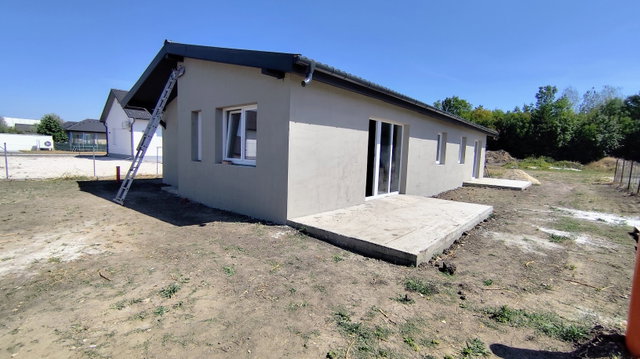 Eladó ikerház, Siófokon 62 M Ft, 3 szobás / költözzbe.hu