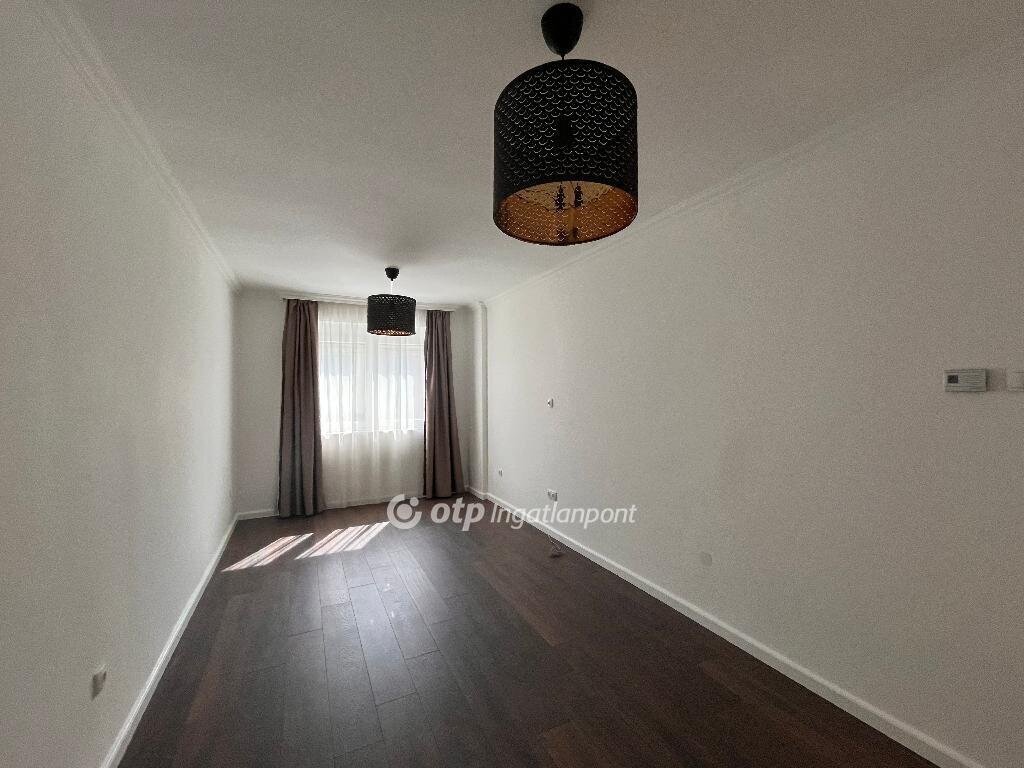 Lakás · 3 hálószoba · 109 m² · 97.900.000 Ft