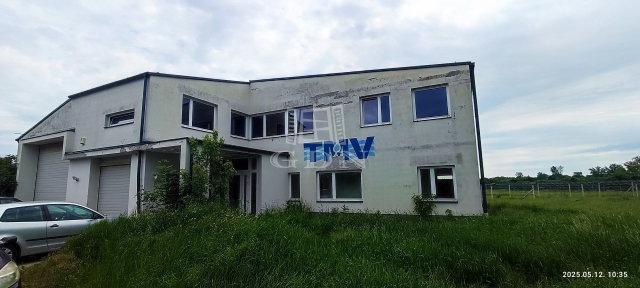 Eladó ipari ingatlan, Újszentivánon 52.49 M Ft