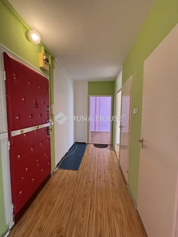 Eladó panellakás, Kecskeméten 43.5 M Ft, 2 szobás