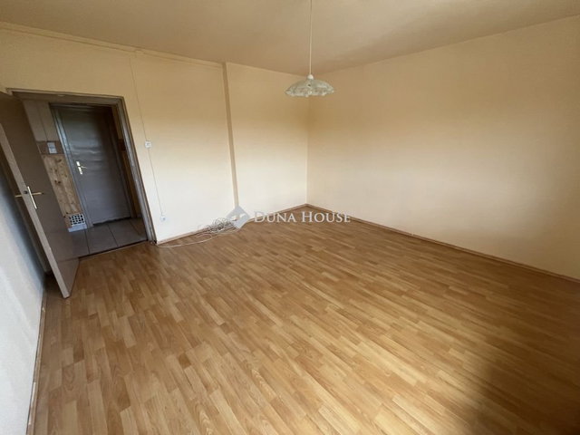 Kiadó téglalakás, albérlet, Szigetszentmiklóson 250 E Ft / hó