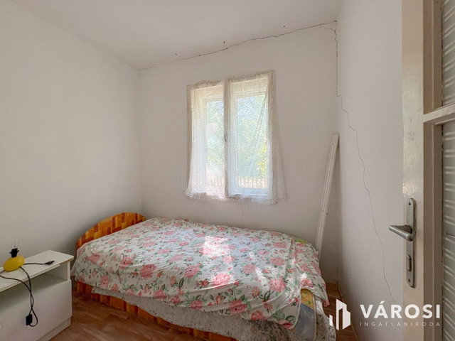Eladó nyaraló, Gyulán 12.9 M Ft, 3 szobás / költözzbe.hu