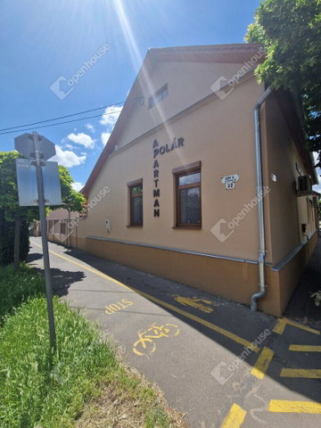 Eladó családi ház, Makón 148 M Ft, 6 szobás