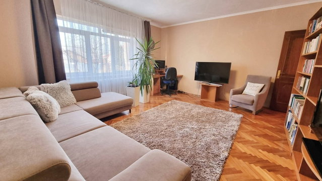 Eladó családi ház, Nyíregyházán 79 M Ft, 5 szobás