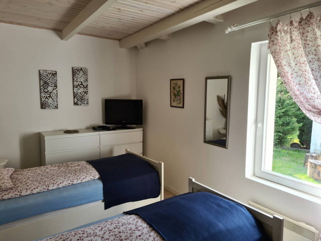 Eladó családi ház, Vágáshután 47 M Ft, 2 szobás