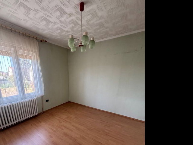 Eladó családi ház, Dunakeszin 90 M Ft, 4 szobás