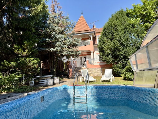 Eladó nyaraló, Balatonalmádiban 285 M Ft, 4 szobás