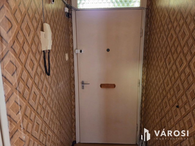 Eladó panellakás, Salgótarjánban 17.9 M Ft, 2 szobás