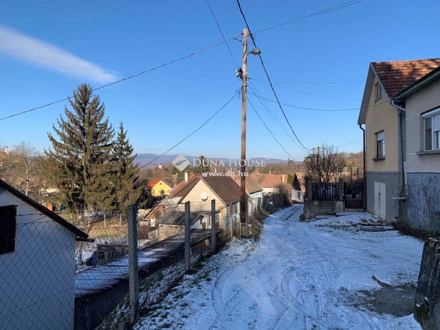 Eladó telek, Pilismaróton 7.9 M Ft / költözzbe.hu