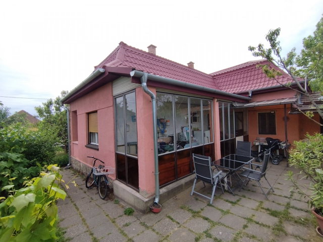 Eladó családi ház, Pusztamonostoron 34.99 M Ft, 2+1 szobás