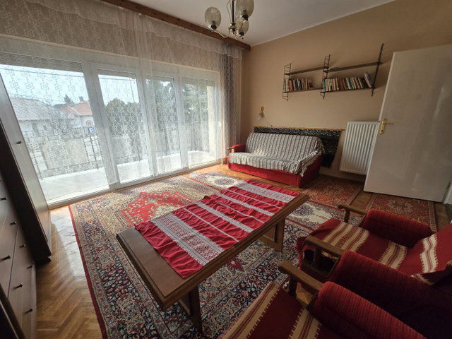 Eladó téglalakás, Balatonalmádiban 120 M Ft, 2 szobás