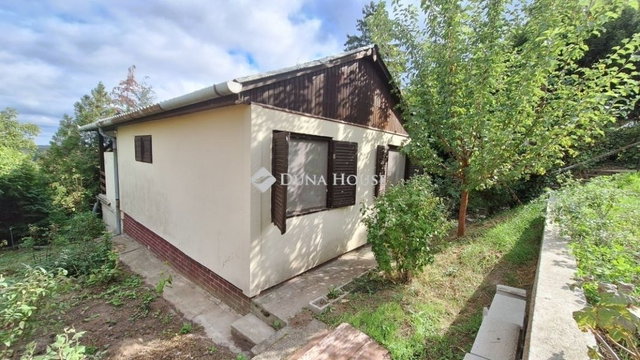 Eladó nyaraló, Kulcson 24.5 M Ft, 2 szobás / költözzbe.hu
