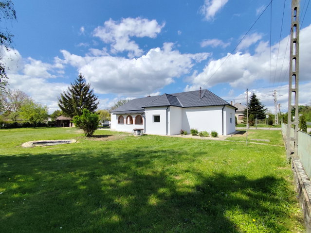 Eladó családi ház, Zalaszentlászlón 49.9 M Ft, 3 szobás