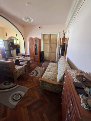 Eladó téglalakás, Pétfürdőn 37.99 M Ft, 2 szobás