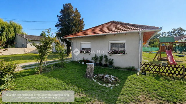 Eladó családi ház, Szigethalmon, Gyöngyösi utcában 79.9 M Ft