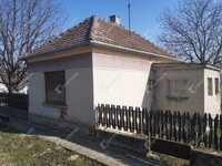 Eladó családi ház, Kacorlakon 6.9 M Ft, 1 szobás