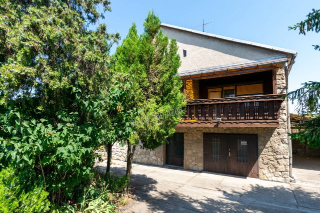 Eladó családi ház, Mosonmagyaróváron 88.5 M Ft, 4 szobás