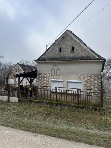 Eladó családi ház, Iharoson 8 M Ft, 2 szobás