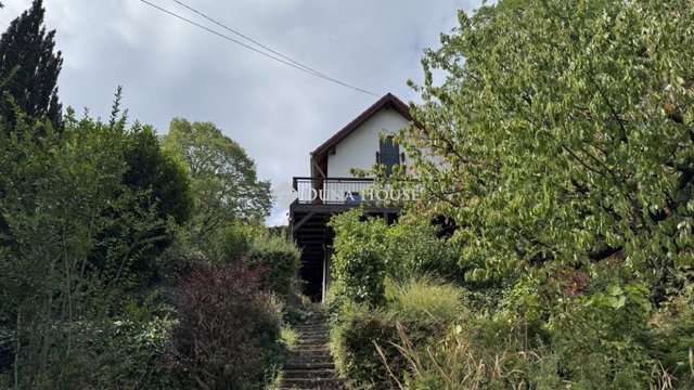 Eladó családi ház, Leányfaluban 109.9 M Ft, 3 szobás