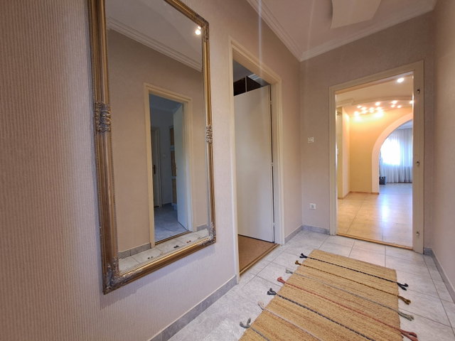 Eladó családi ház, Kecskeméten 145 M Ft, 7 szobás