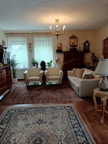 Eladó családi ház, Siófokon 189.9 M Ft, 5 szobás