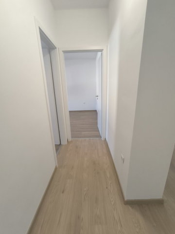 Kiadó családi ház, albérlet, Győrött 390 E Ft / hó, 5 szobás