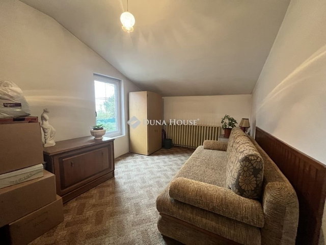 Eladó családi ház, Budapesten, IV. kerületben 143.5 M Ft