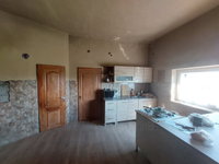 Eladó üzlethelyiség, Mosdóson 19.5 M Ft, 4 szobás