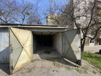Eladó garázs, Komáromban 10.6 M Ft / költözzbe.hu