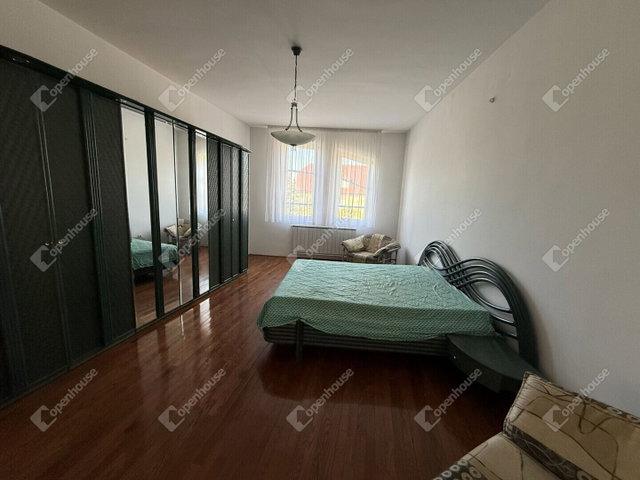 Eladó családi ház, Mosonmagyaróváron 149.9 M Ft, 4 szobás