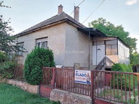 Eladó családi ház