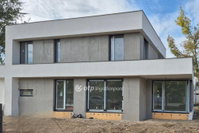 Eladó családi ház, Szegeden 365.84 M Ft, 5 szobás