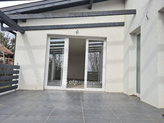 Eladó ikerház, Érden 136 M Ft, 4 szobás / költözzbe.hu