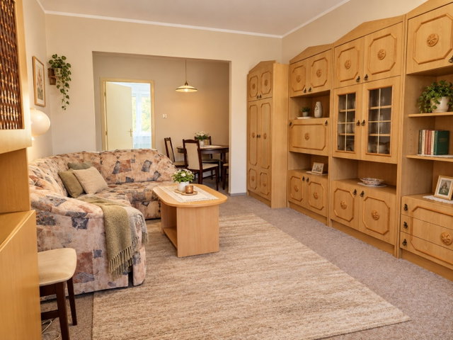 Eladó panellakás, Győrött 45 M Ft, 2 szobás
