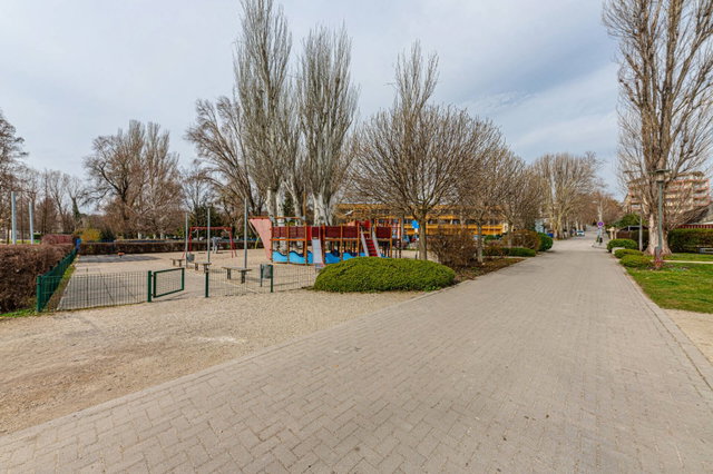 Kiadó téglalakás, albérlet, Balatonfüreden 340 E Ft / hó