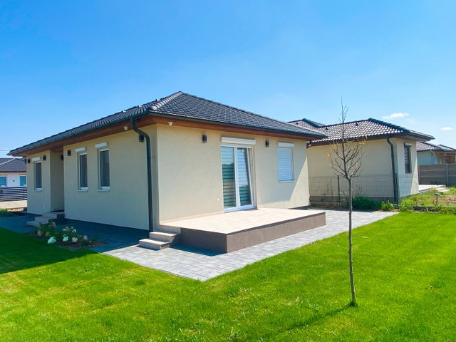 Eladó családi ház, Kecskeméten 125 M Ft, 4 szobás