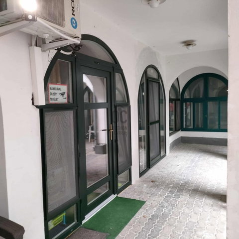 Eladó téglalakás, Siófokon 47 M Ft, 3 szobás