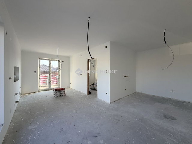Eladó családi ház, Gyálon 89.9 M Ft, 3 szobás