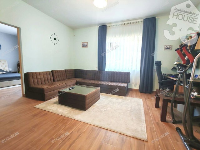 Eladó családi ház, Kecskeméten 98.5 M Ft, 6 szobás